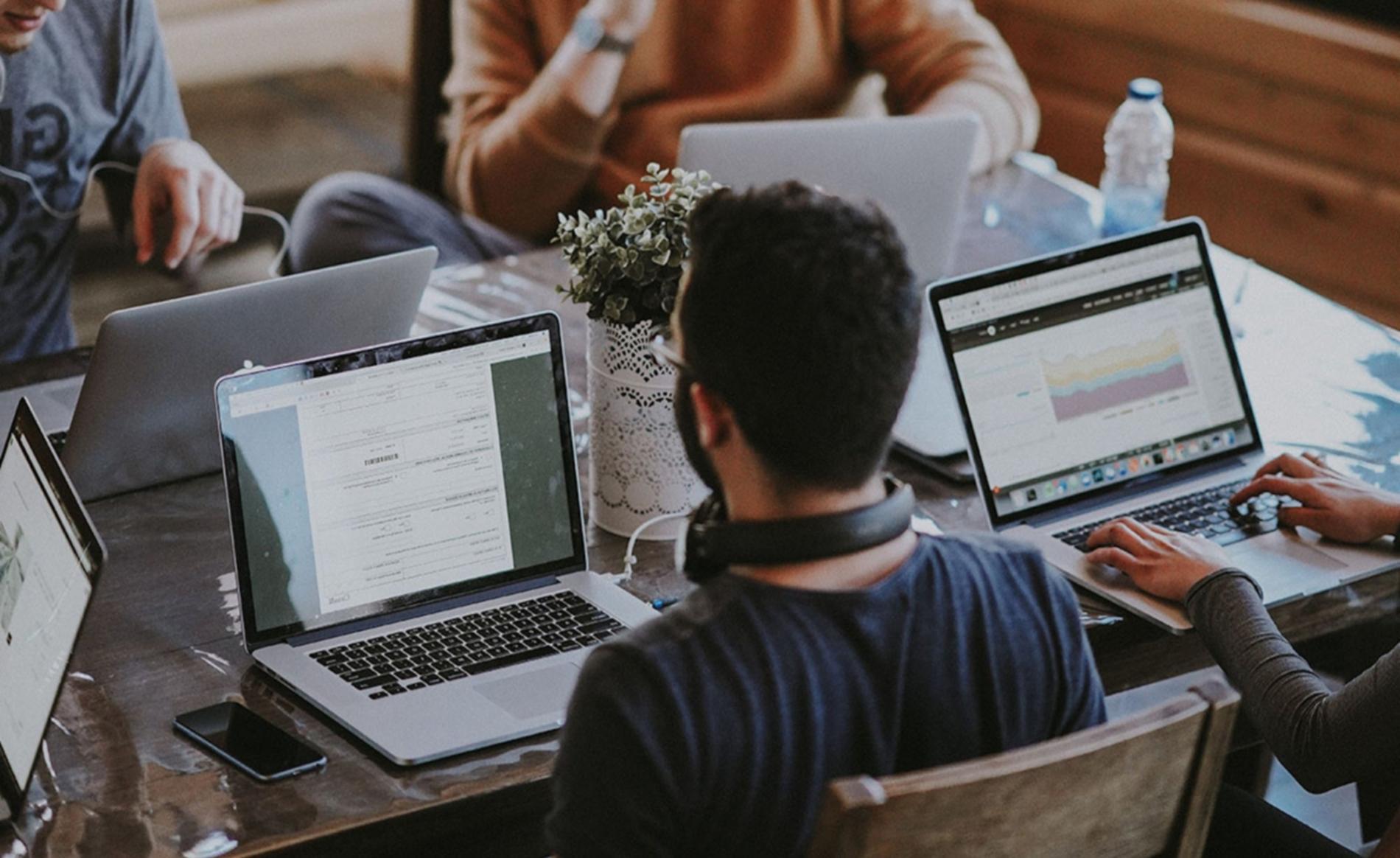 Équipement professionnel de post-production